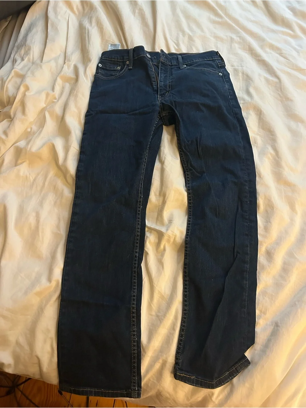 Levi's Men's Dark Blue Straight Fit Jeans